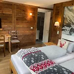 Mountain Hotel 3*