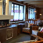 Mountain Hotel 3*