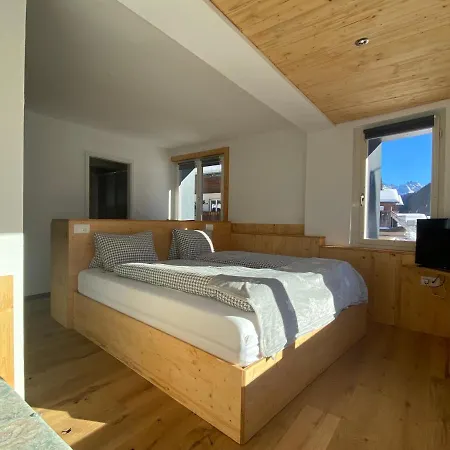 Mountain 3* Sedrun