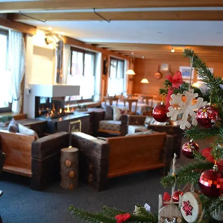 Hotell Mountain Sedrun